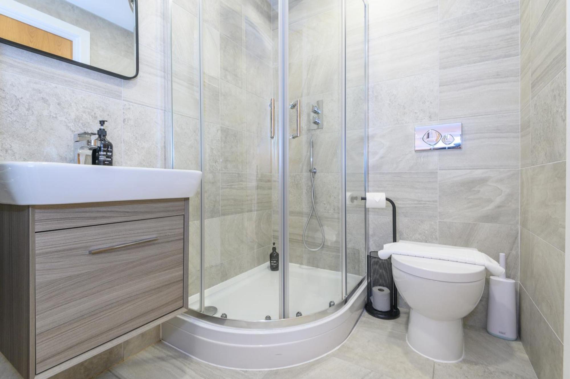 Superb 2 Bed With 2 En-suite - Centre With Underground Parking Appartamento Leeds (West Yorkshire)