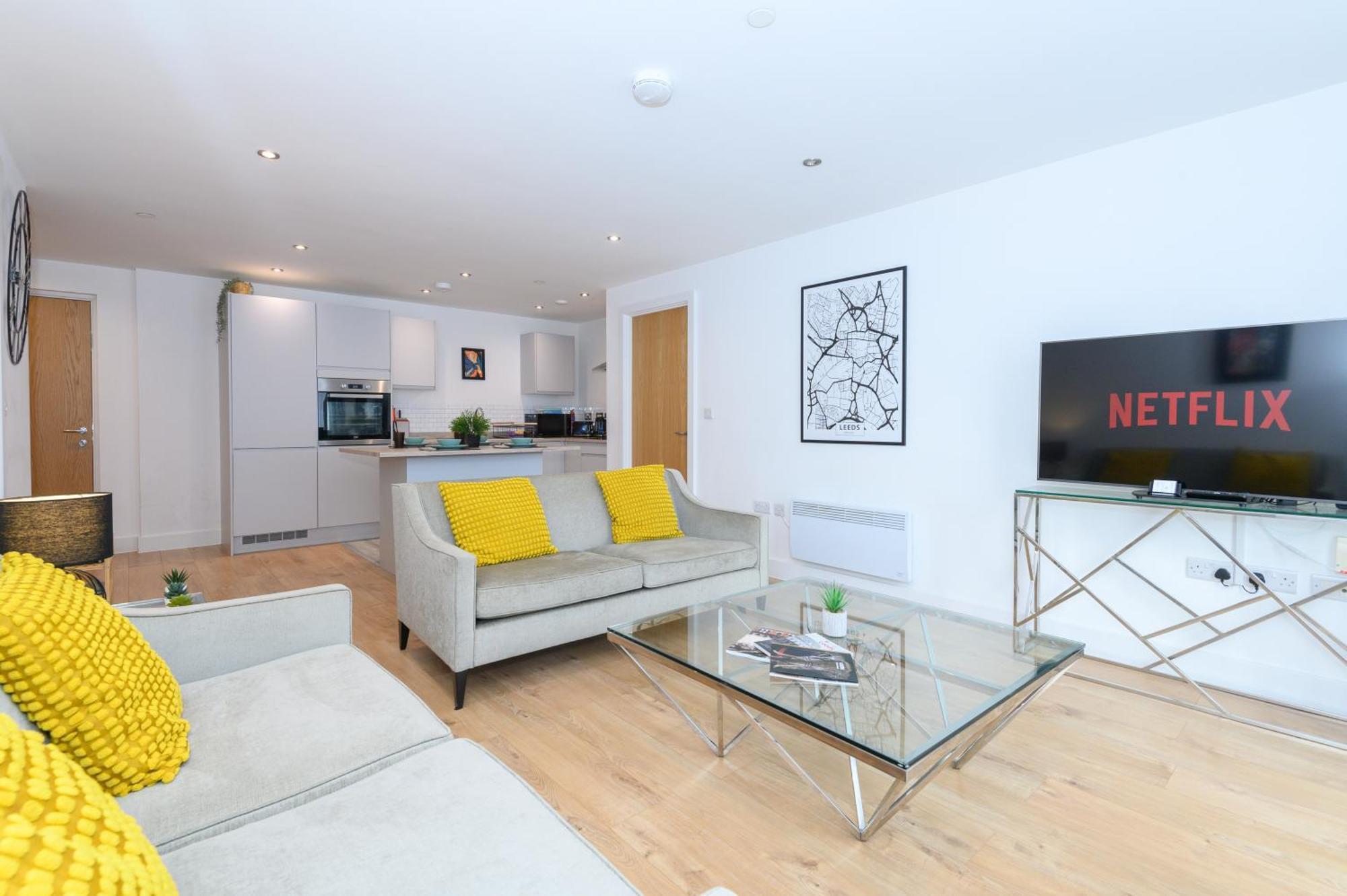 Superb 2 Bed With 2 En-suite - Centre With Underground Parking